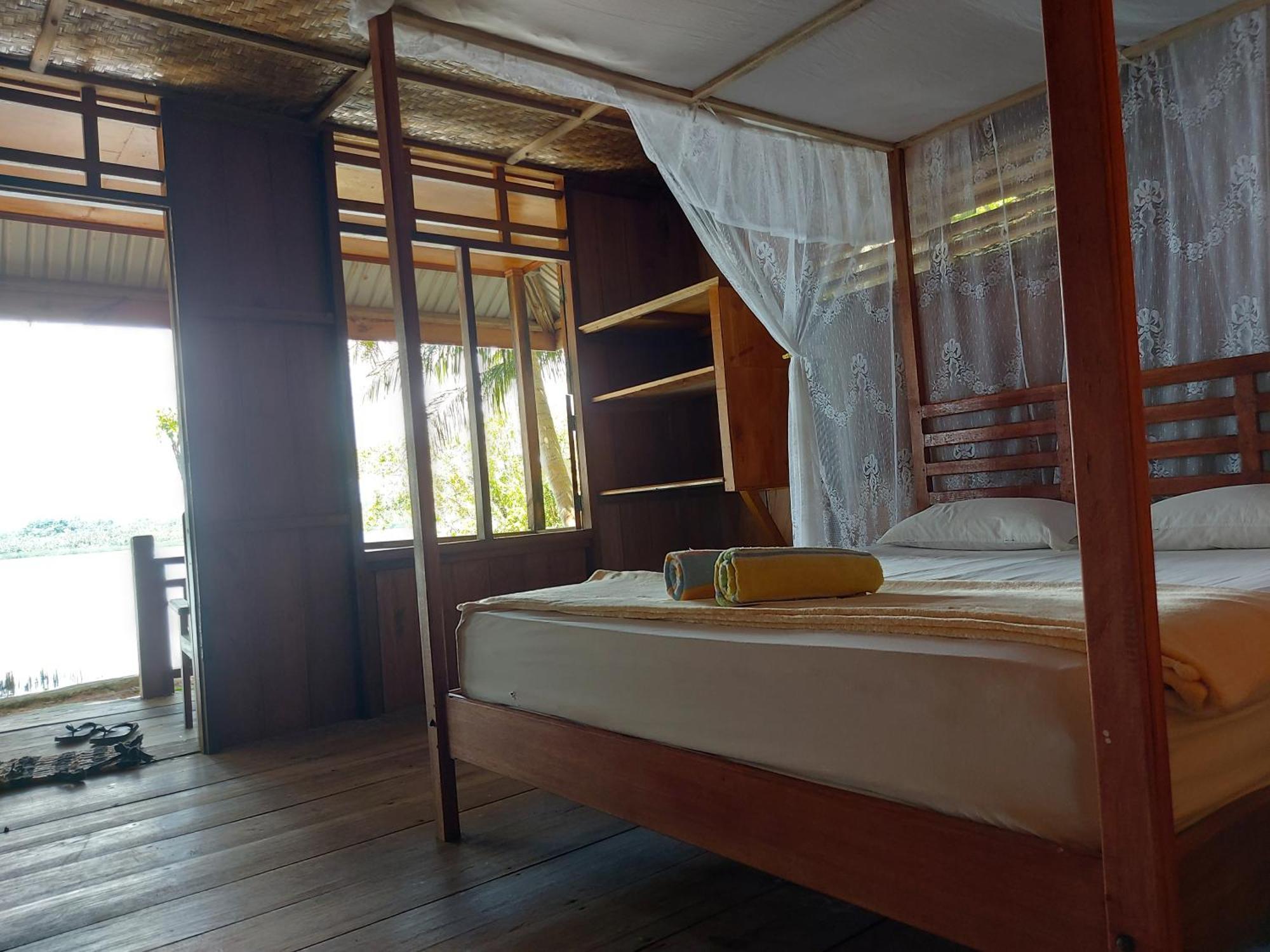 Bolilanga Island Resort - Togean Island Angkayo エクステリア 写真